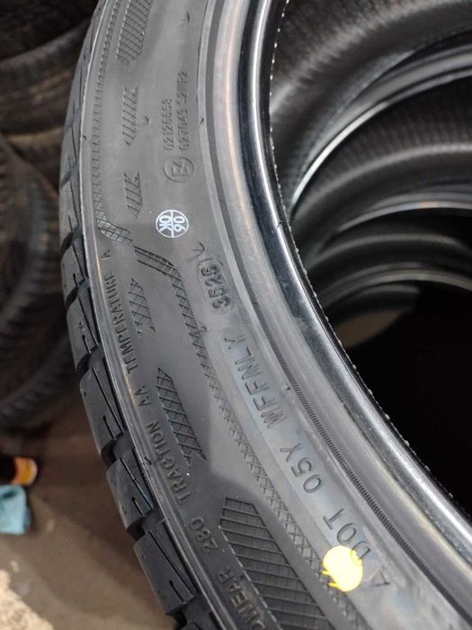 Roadx 245/45 R21 104Y RXQUEST SU01
