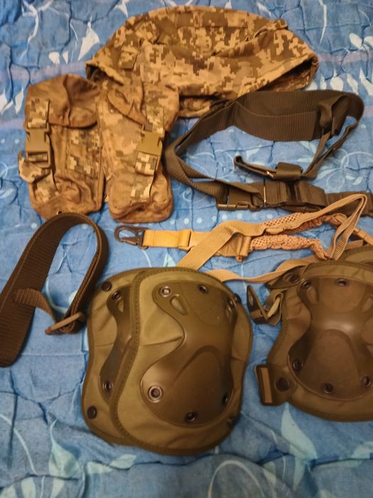 Продам наколенники