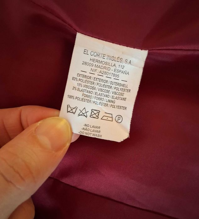 Casaco do El Corte Inglés em cor cereja