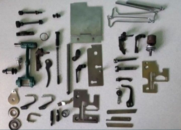 Запчасти швейных машин и оверлоков.