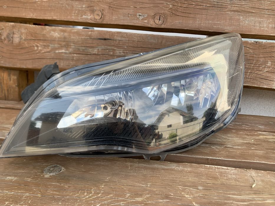 Передня ліва фара Opel Astra J 2013