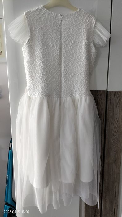 Sprzedam nową sukienkę dla dziewczynki