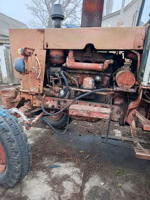 Продам Трактор ЮМЗ 6