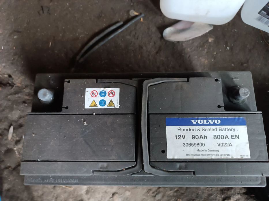 Akumulator Bateria VOLVO Różne rodzaje START STOP AGM Centra Małe Start STOP