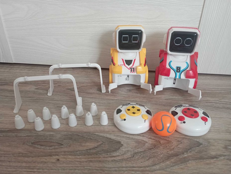 Robot interaktywny Kickabot 2-pack Dumel Silverlit ok