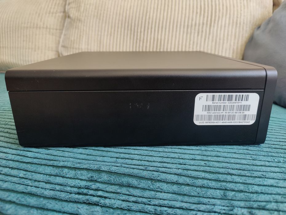 HP Elitedesk 800 G6 SFF,    i7 16gb ram 2gb vram 256gb