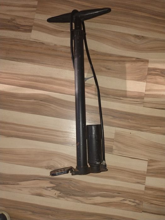 Ручной насос с манометром
