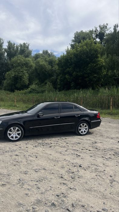Mercedes w211 e320 2008