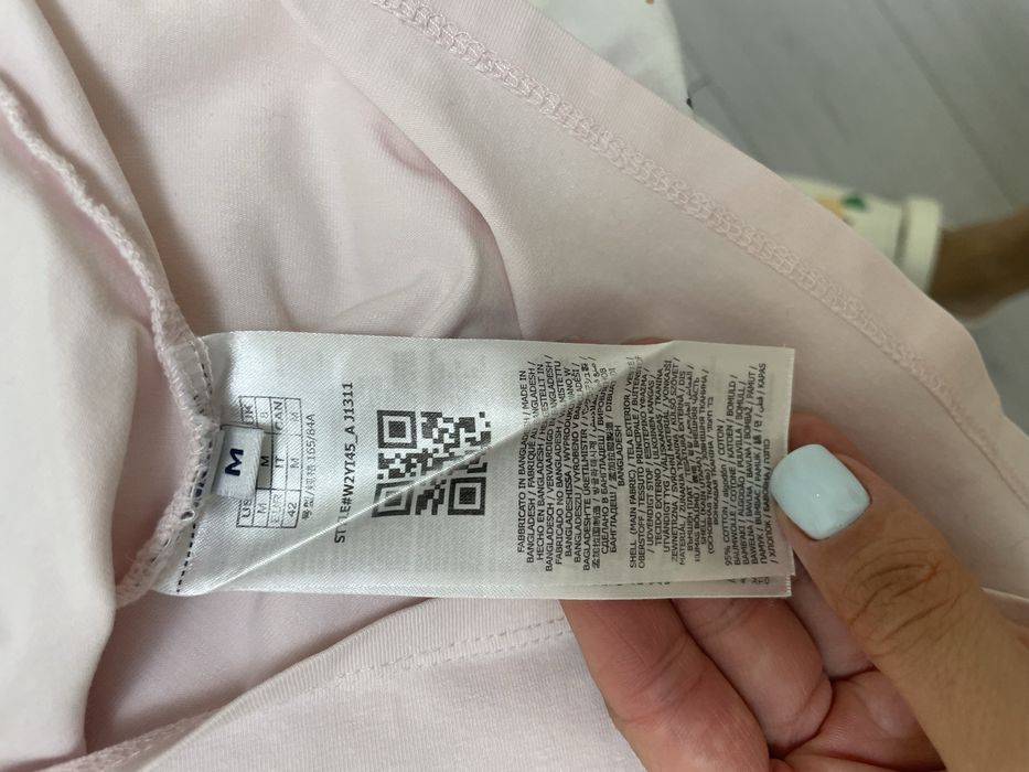 Футболка жіноча GUESS M