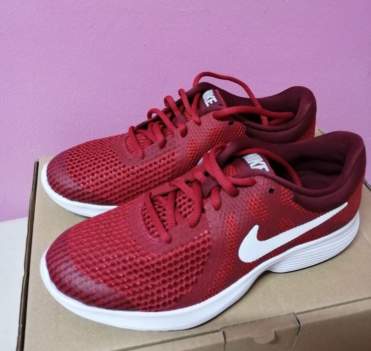 Кросівки бренду Nike