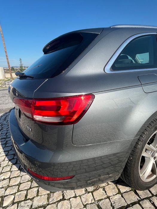 Audi A4 Avant 2.0 S Tronic Automática 2018 - apenas 83 mil km!