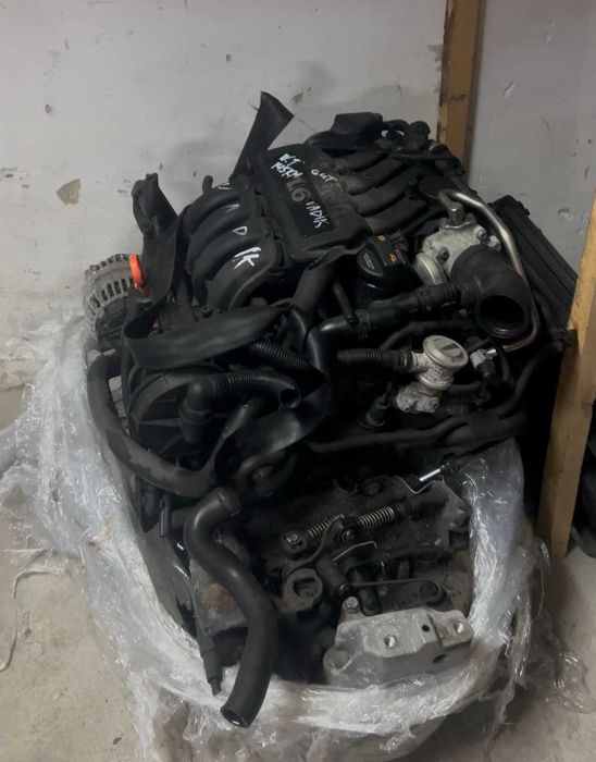 Двигун мотор Volkswagen Touran Caddy Golf5 1,6 MPI BGU бензин