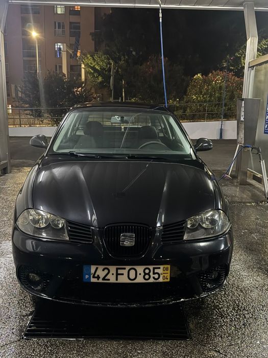 Carrinha Seat Ibiza 6L preta 2008