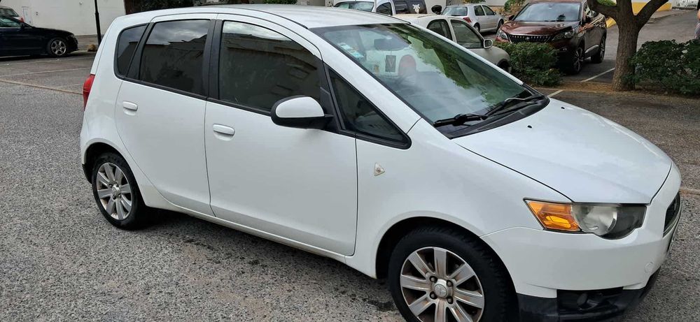 Mitsubishi Colt 1.3 - ClearTec gasolina