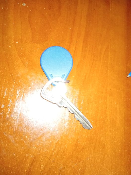 Нашла ключи на Артёма