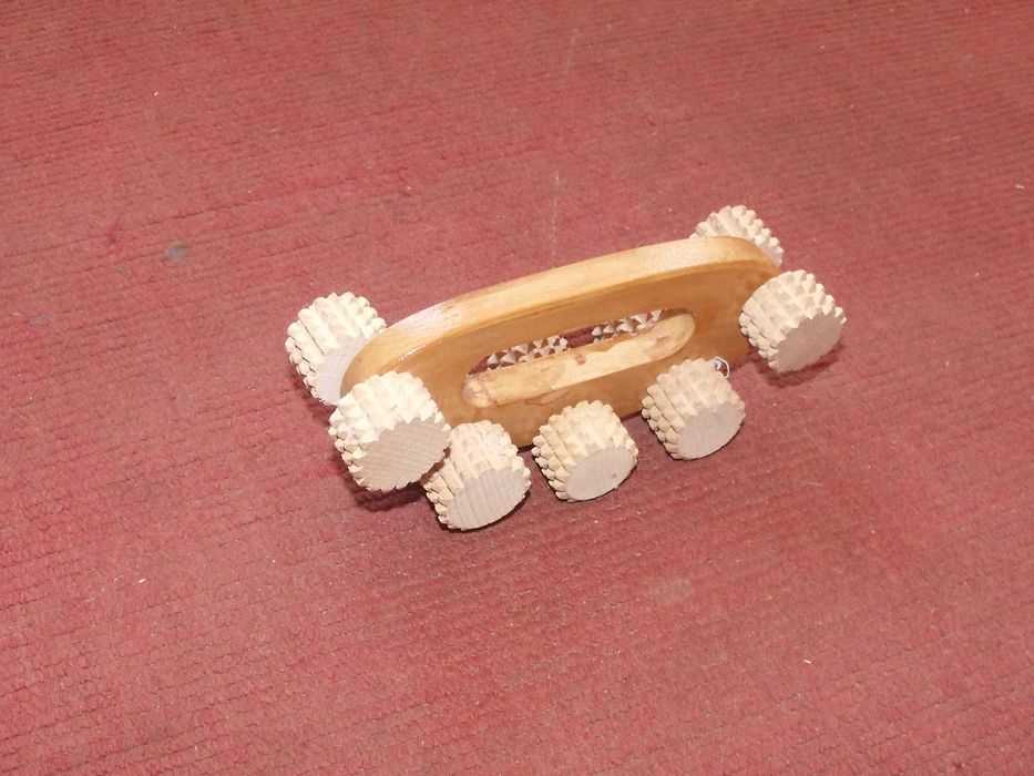 массажер деревянный