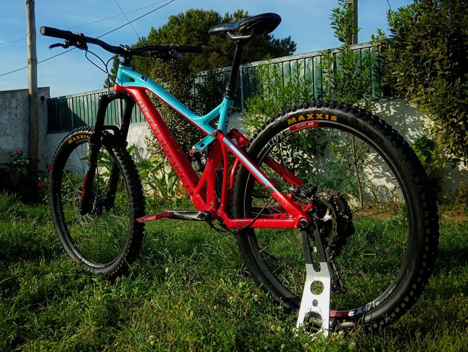 Mondraker Dune R - Bicicleta BTT - Enduro - Tamanho M - Roda 27.5"