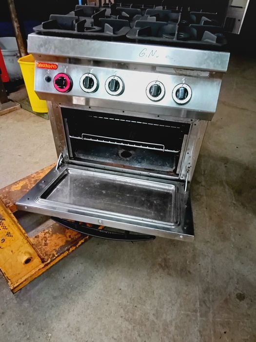 Fogão industrial a gás 4 queimadores e forno
