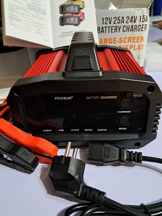 Зарядний пристрій 25A Foxsur  FPT-250 бустер