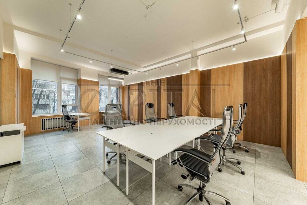 Оренда автономного офісу  250 м² у ЖК A52  вул. Січових Стрільців 44-А