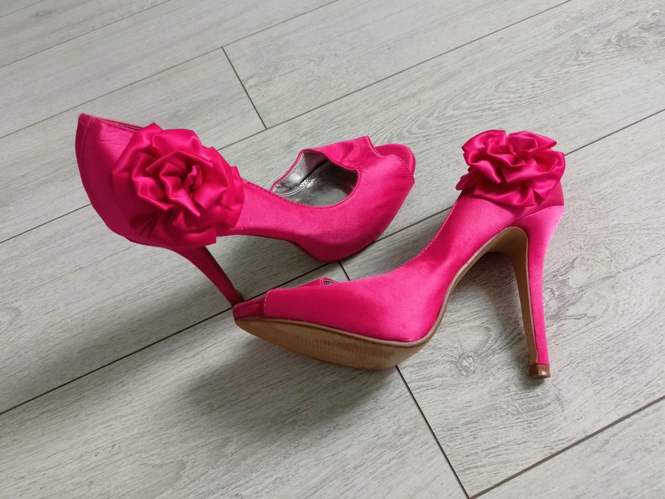 Buty damskie rozmiar (9)  40