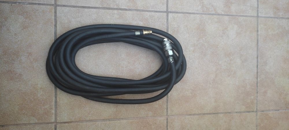 Шланг для  підкачки  коліс