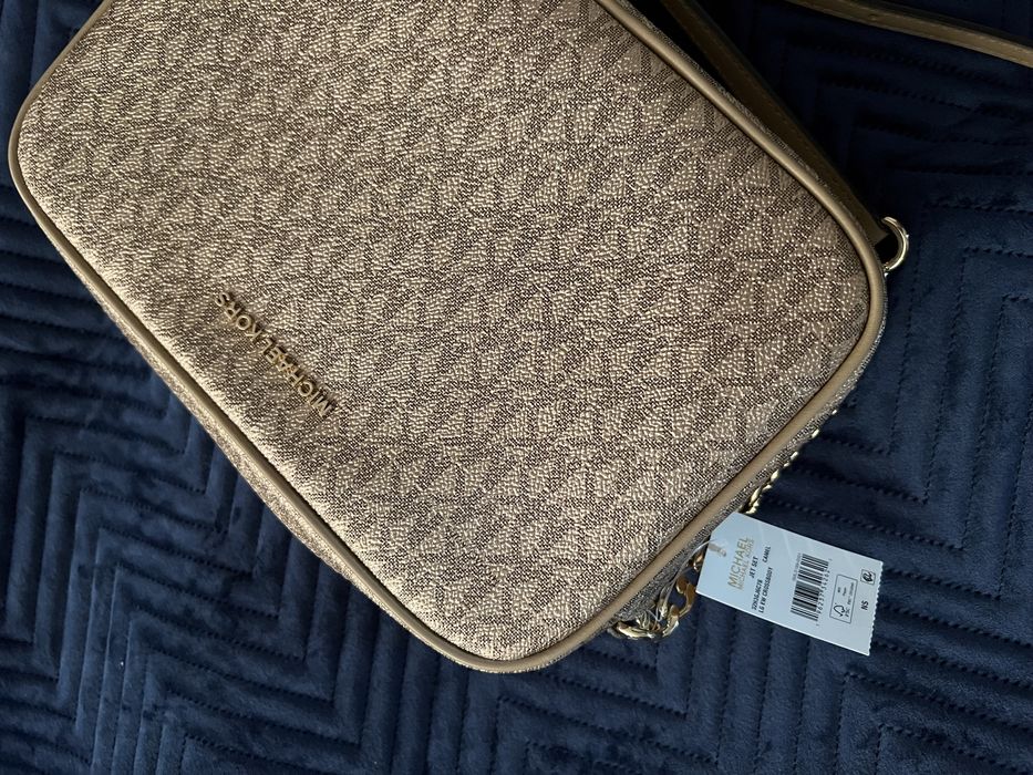 Zlota torebka Michael Kors