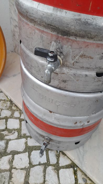 Barris de 50Lts em Inox com torneira