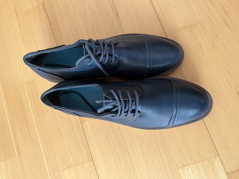 Buty pantofle oxfordy damskie Benetton granatowe rozm. 37