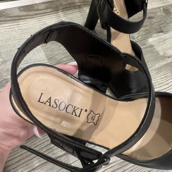 Жіночі шкіряні босоніжки Lasoski BREMA-12 Чорні