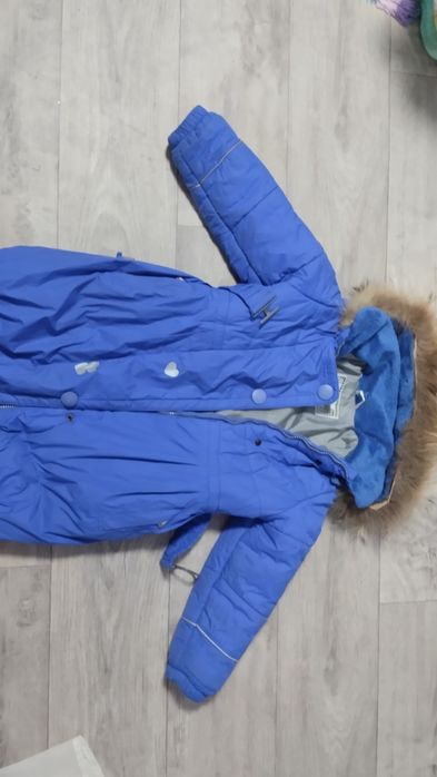 Теплі куртки для дівчини
