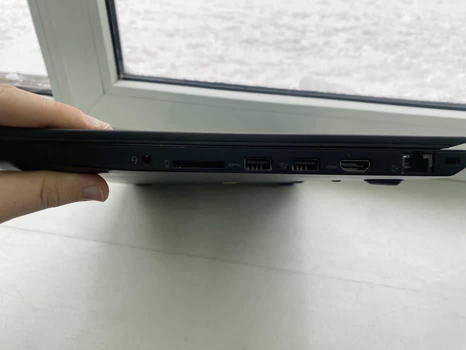 Продам ноутбук Lenovo ThinkPad T570 15.6" Full HD i5-7200U