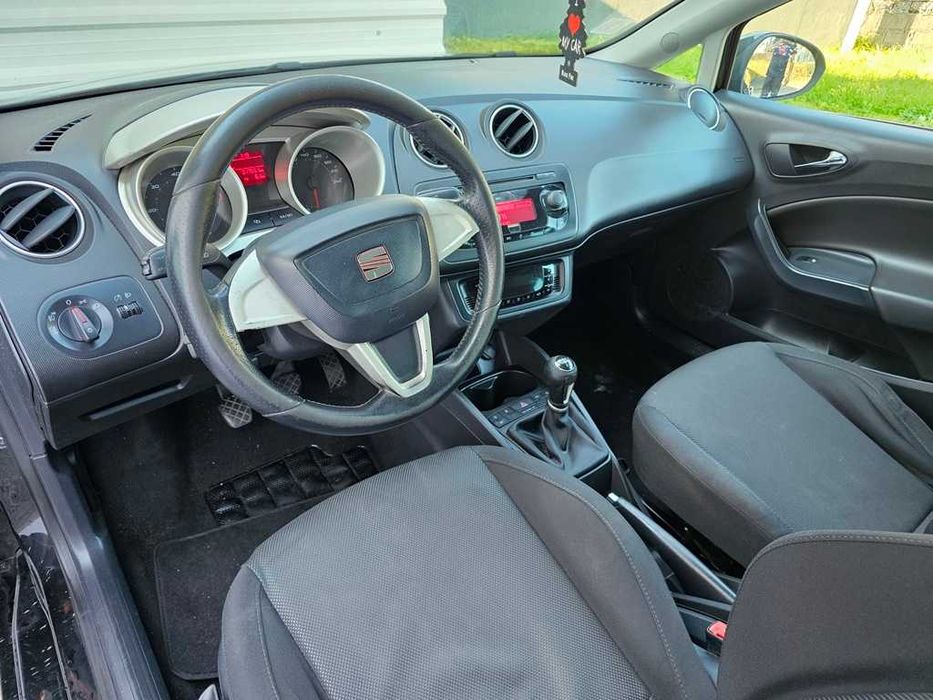 SEAT Ibiza — fotografia 7