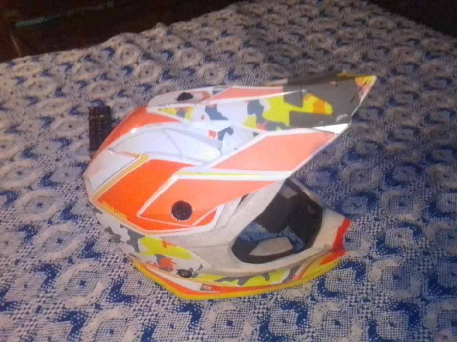 Capacete mota monte