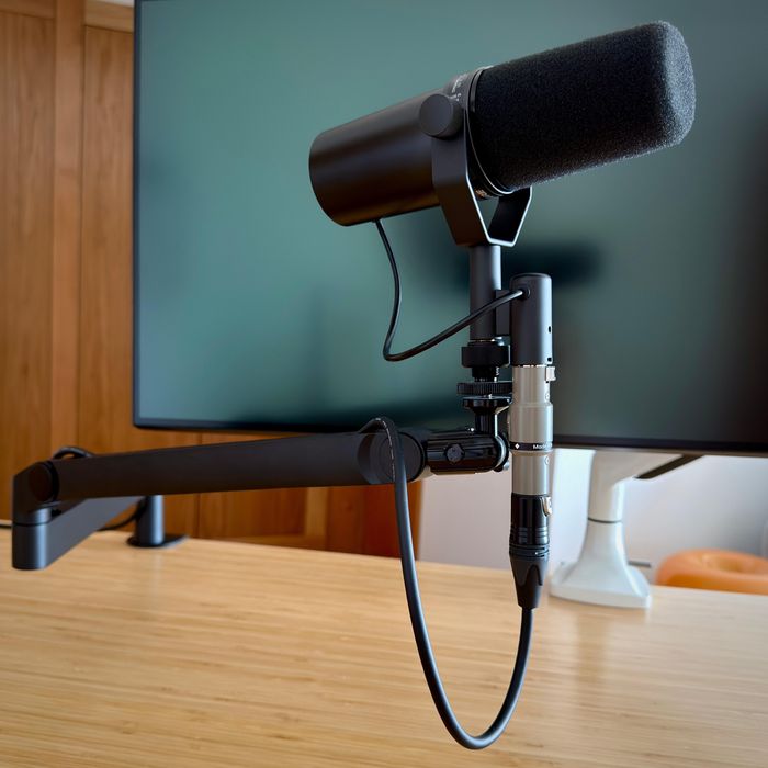 Shure SM7B + Triton Audio FetHead + Elgato Wave XLR + Mogami 2534 Neutrik + Wave Mic Arm LP - Studio Kit