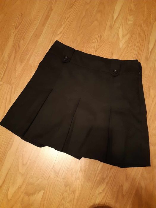 Czarna spódniczka tenisówka sportowa plisowana mini glamour hippie alt