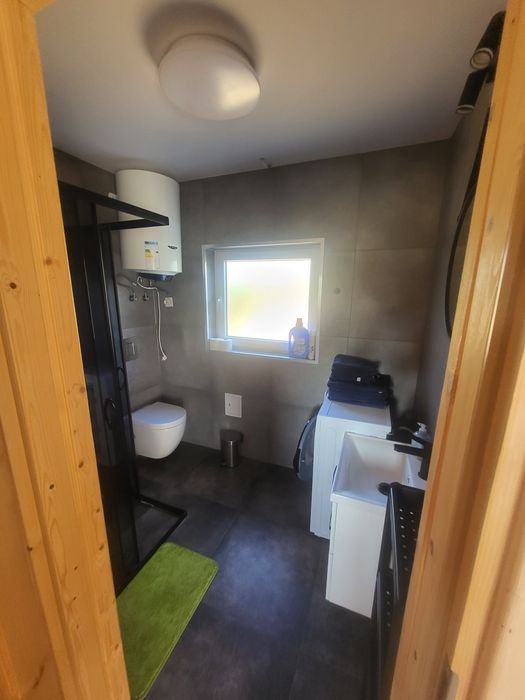 Komfortowy Domek 1 nad jeziorem Dadaj przy plaży z prywatnym pomostem