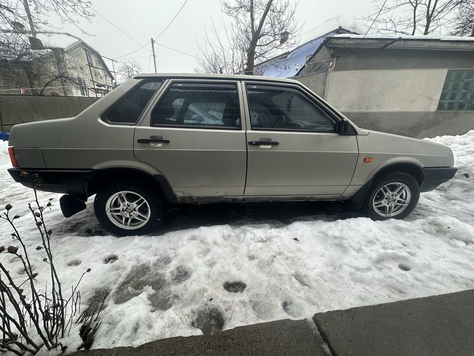 Продам ВАЗ 21099