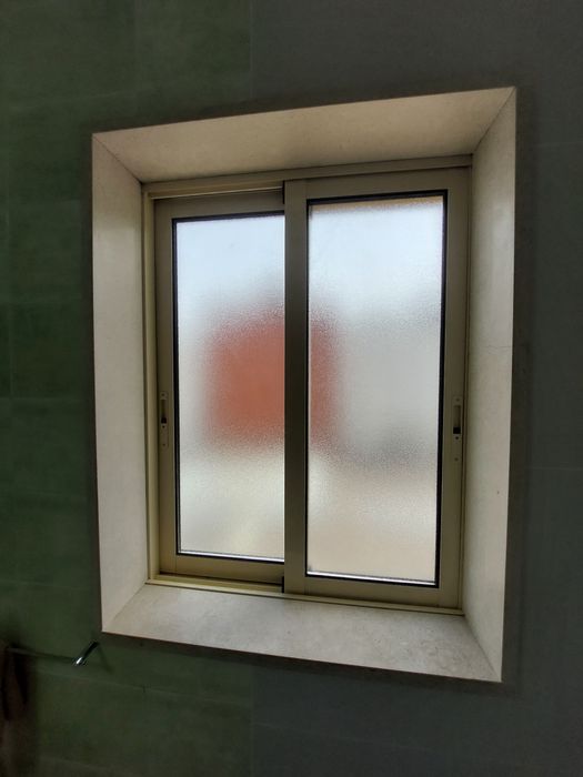 Janelas para wc em alumínio