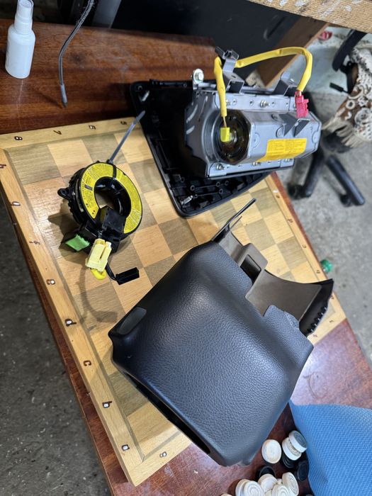 Под рулевой пластик Mitsubishi Outlender 1 CU 2,4