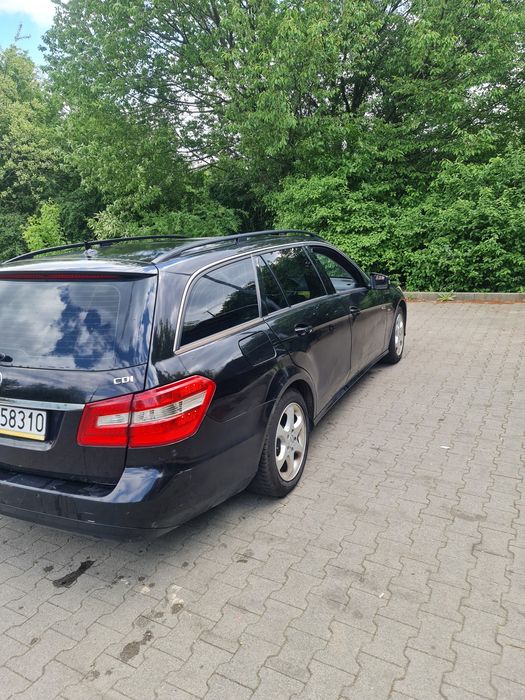 Mercedes Klasa E w212 uszkodzony