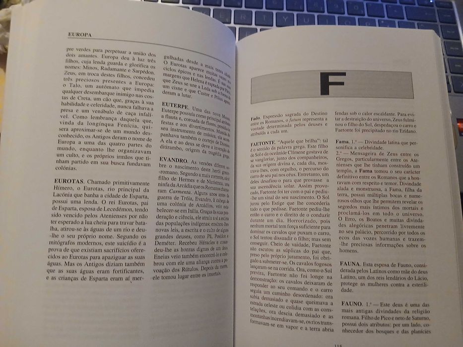 'Dicionário de Mitologia Grega e Romana', de Joel Schmidt