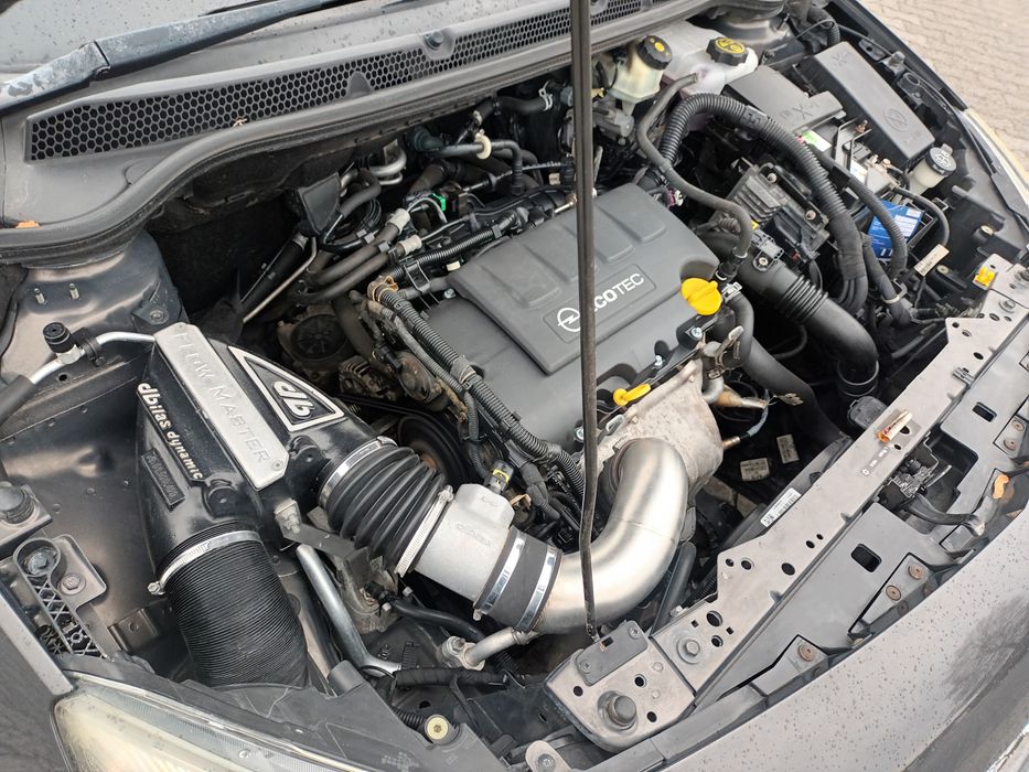 OPEL ASTRA 1.4 Turbo Sprowadzony!!