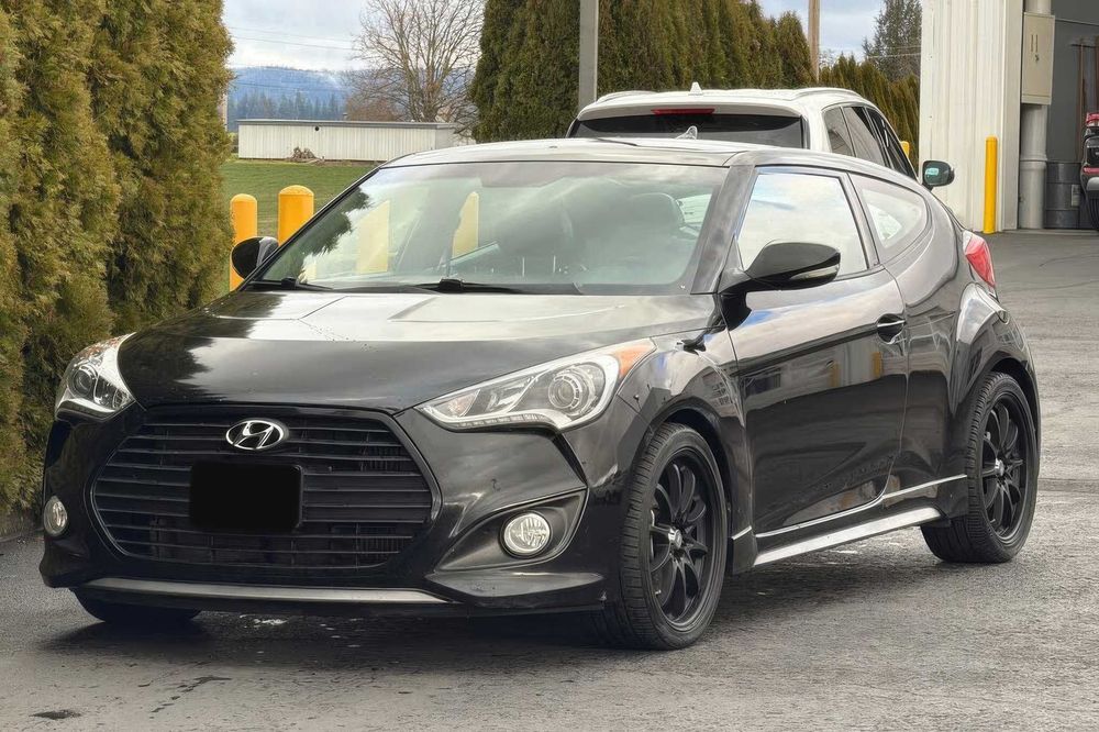 Hyundai Veloster Turbo      2015