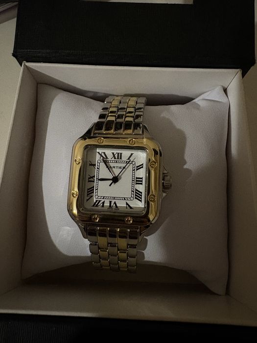 Жіночий годинник  cartier.