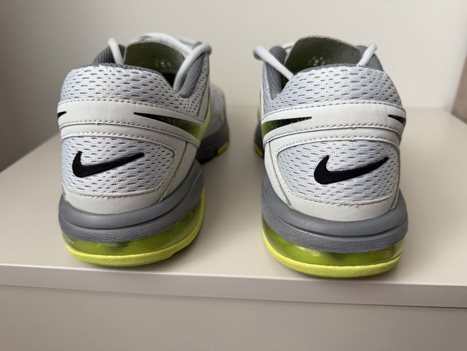 Nike Air Max Compete TR  розмір 42,5