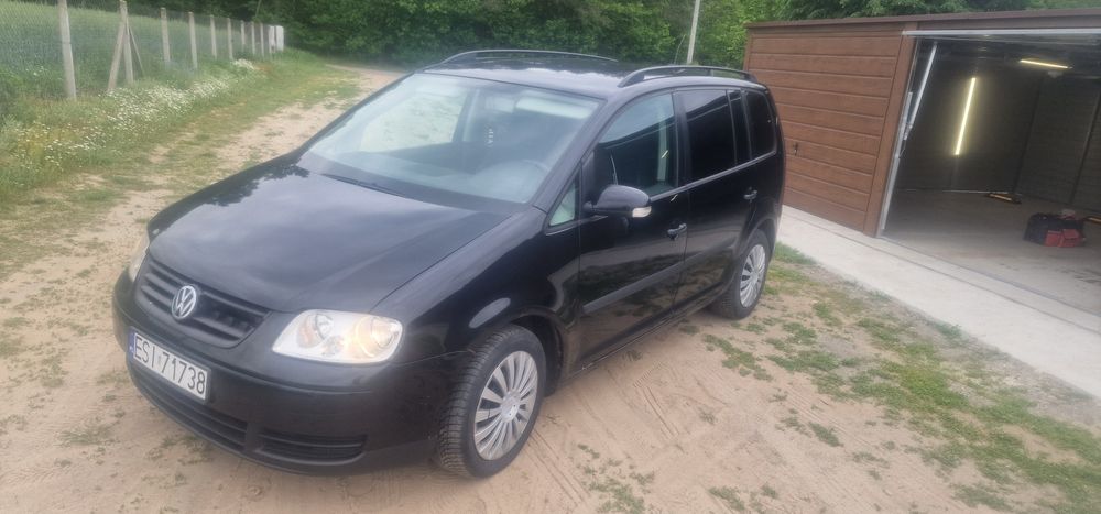VW Touran 1.9 TDI (2003) – 7-osobowy "wół roboczy", Hak