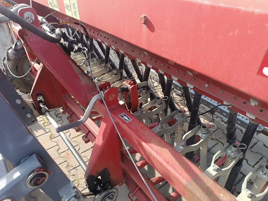 Agregat uprawowo siewny 3m FERABOLI AMAZONE D9