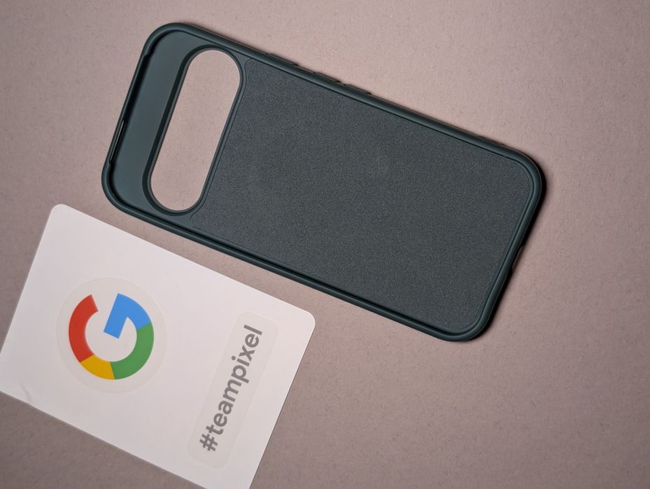 Чохол Google Pixel 9 MagSafe з мікрофіброю бездротова зарядка Зелений
