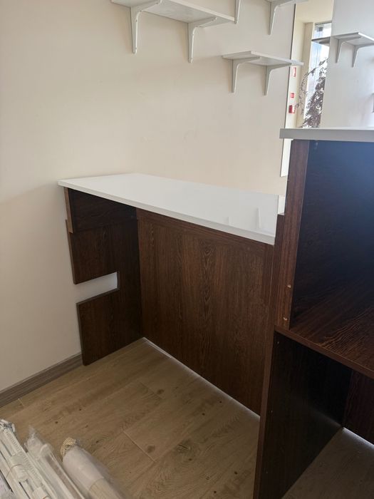 Balcão moderno para negócio